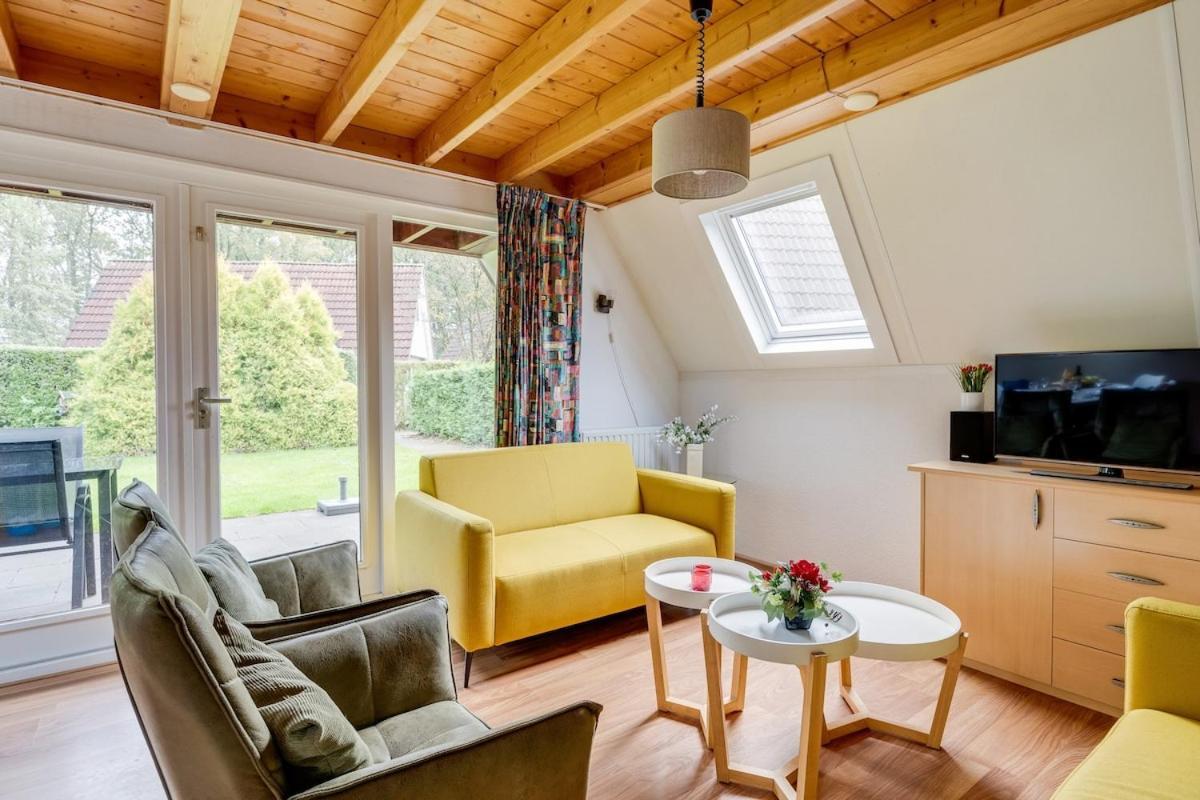 Kleine Zanglijster I Prachtig Huisje Nabij Bosrand Zwiggelte エクステリア 写真