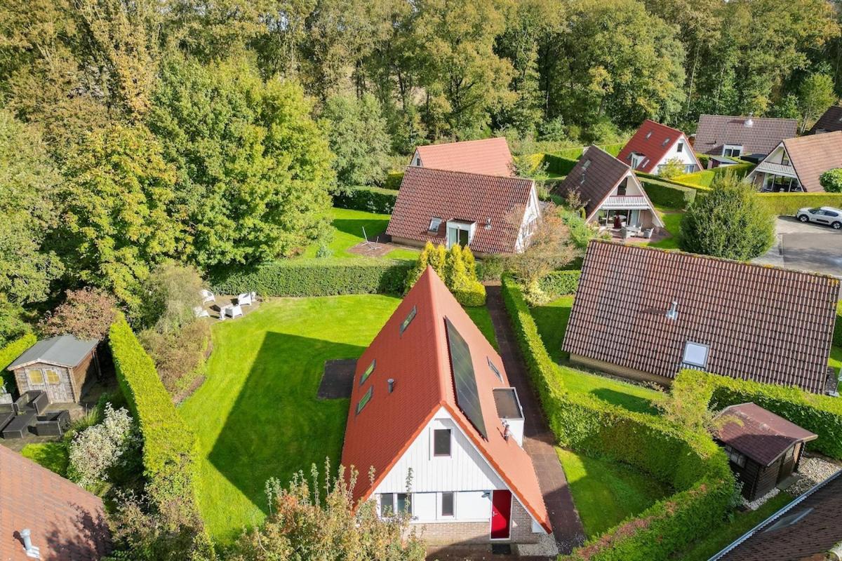 Kleine Zanglijster I Prachtig Huisje Nabij Bosrand Zwiggelte エクステリア 写真