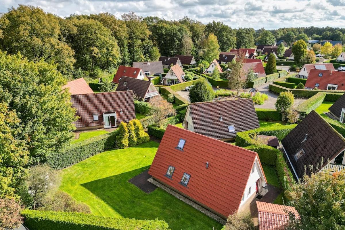 Kleine Zanglijster I Prachtig Huisje Nabij Bosrand Zwiggelte エクステリア 写真